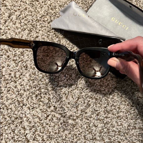Authentic Gucci Sunglasses - Picture 6 of 6
